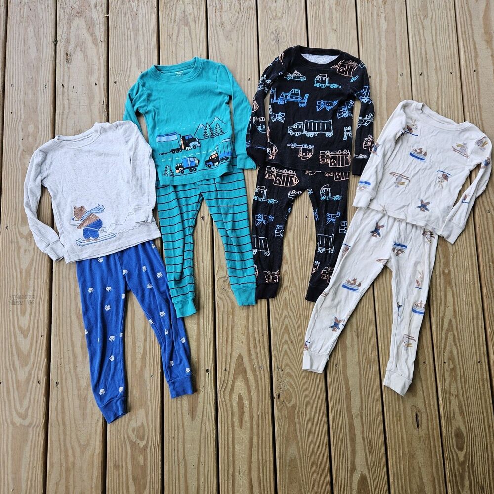 Carter’s Boys 3T Pajama Lot 4 Pc Long Sleeve Fall Winter Sleepwear Trucks Ski